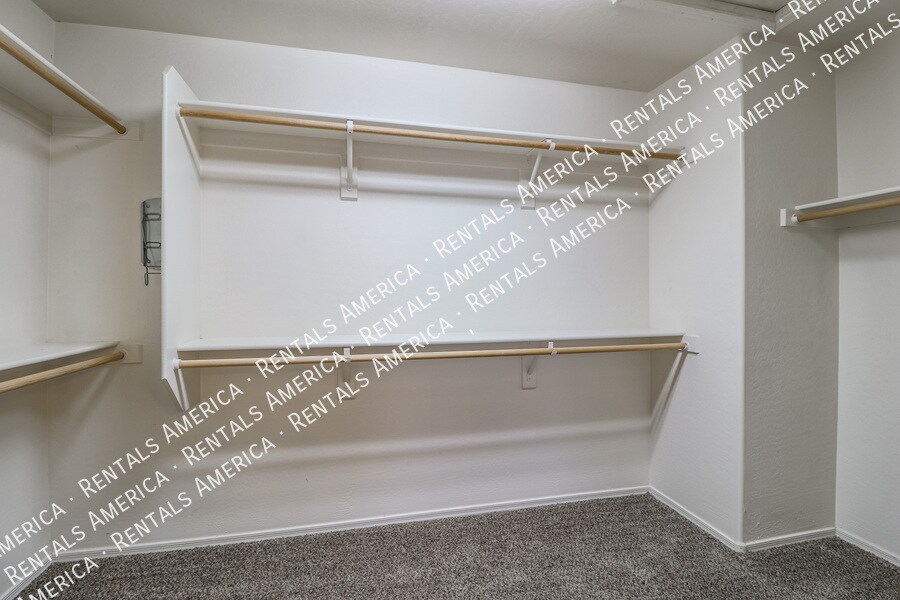Building Photo - 1779 S Cole Dr