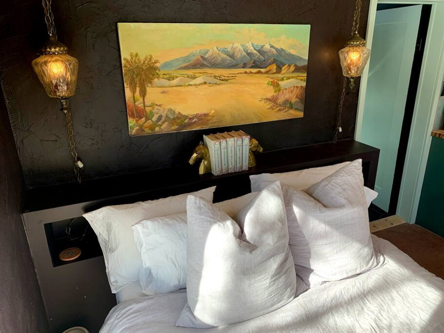 Building Photo - 750 Chicoma Vista