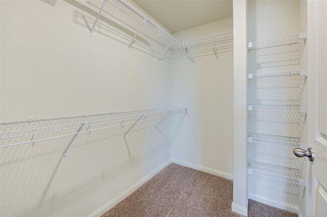 Building Photo - 28057 Irving Dr