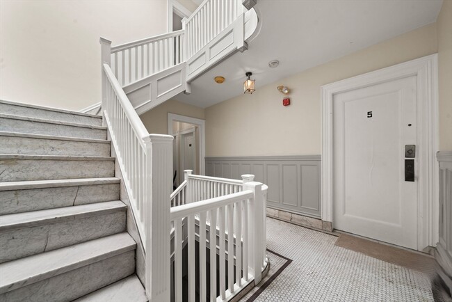 Building Photo - 224 Jamaicaway