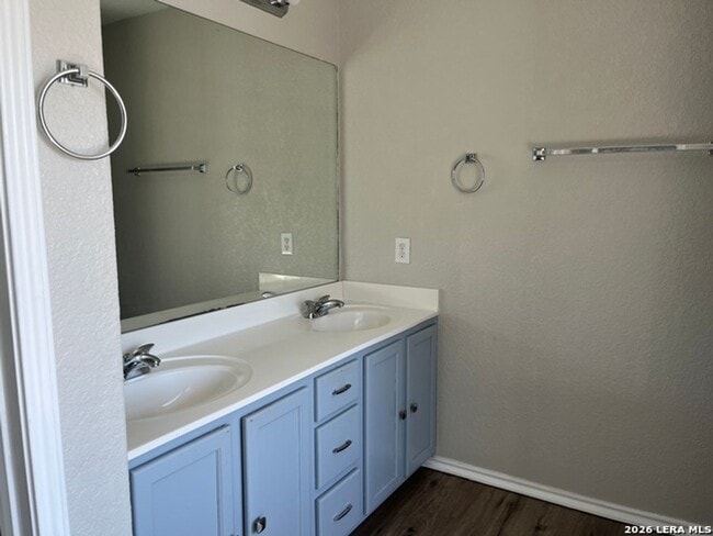 Building Photo - 434 Stable Vista