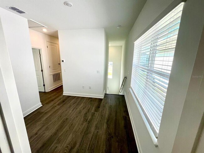 Building Photo - 3082 Voyager Ave