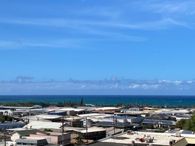 Building Photo - Freshly renovated, Wailuku - 2 bedrooms, 1.5 baths