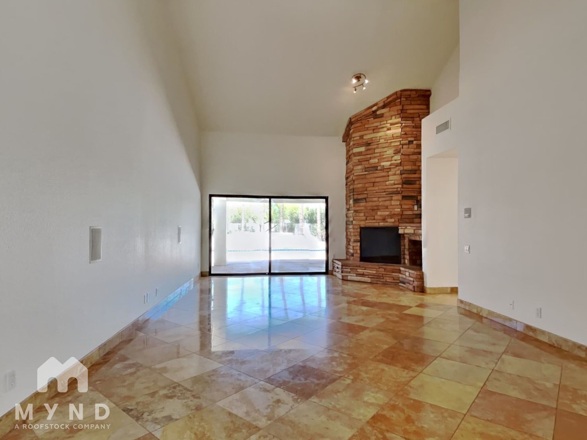 Building Photo - 8260 E Sutton Dr