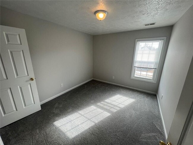 Building Photo - 991 Wicker Pine Dr NE