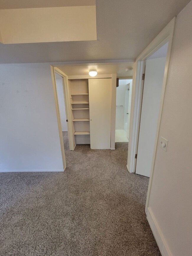 Building Photo - 2 Bedroom Condo in Cottonwood Heights!