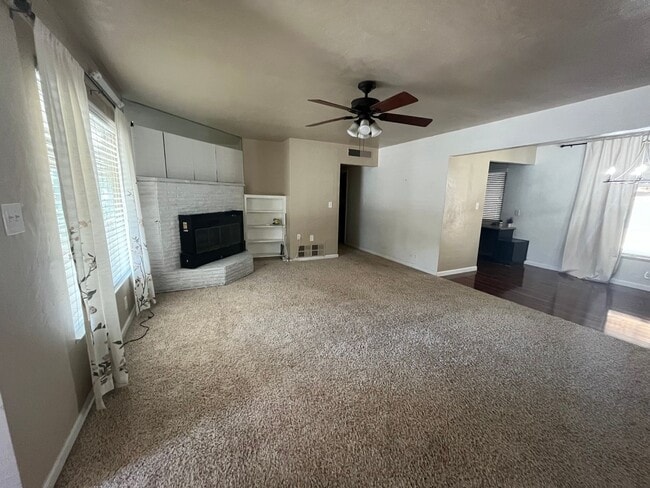 Building Photo - Cozy three bedroom home for rent