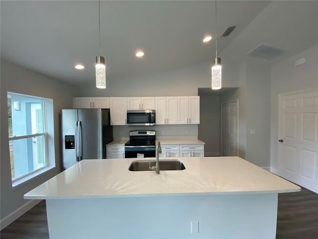 Building Photo - 3938 SW 161st Loop