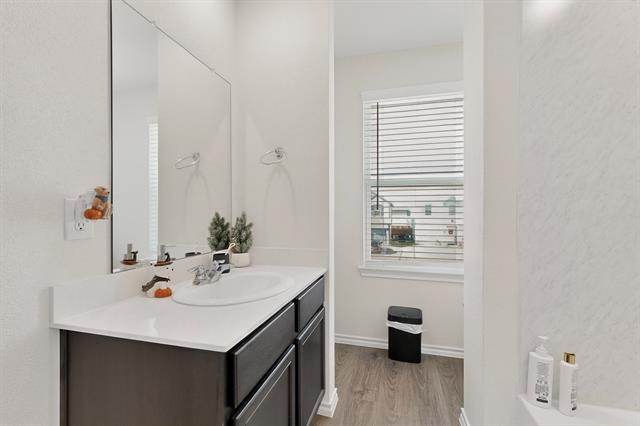 Building Photo - 6113 Holly Spg Rd