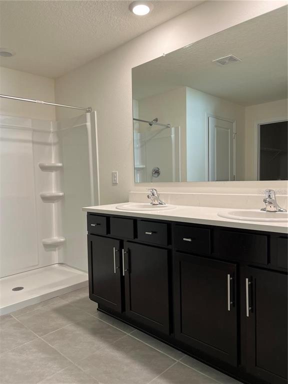 Building Photo - 378 SE 66th Ct