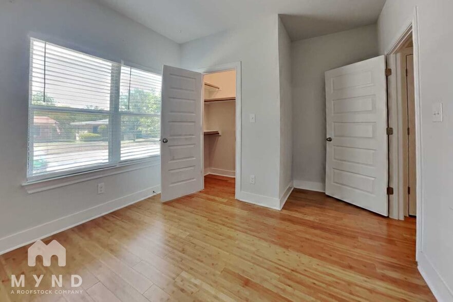 Building Photo - 423 Channing Ave