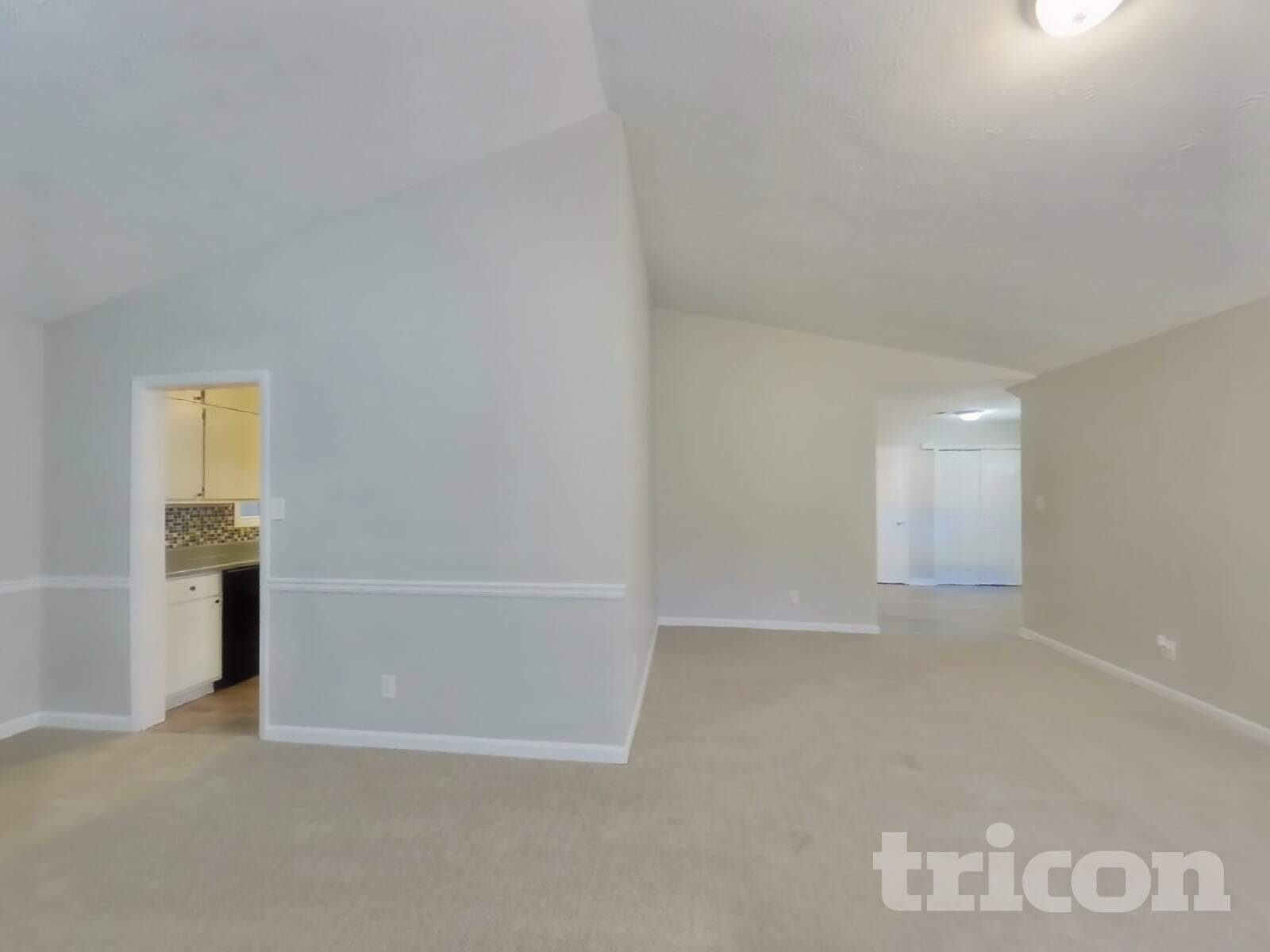 Building Photo - 718 Post Rd Ln