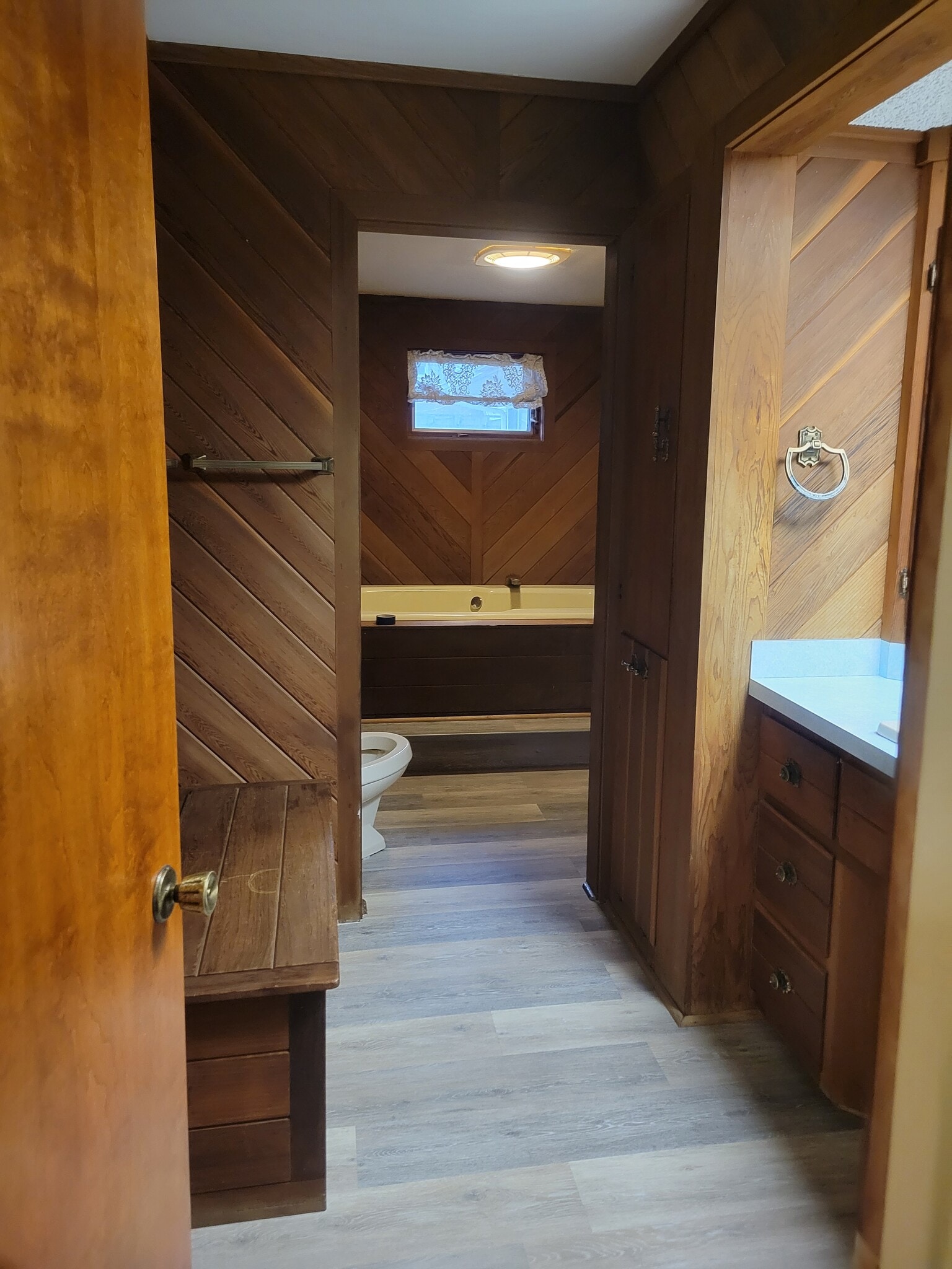 Building Photo - 2123 Eileen Rd