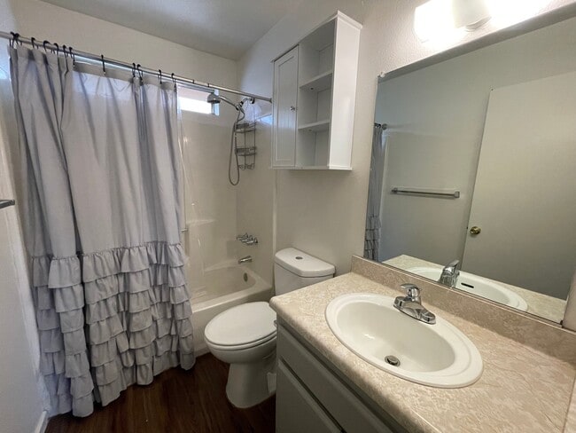 Building Photo - 1431 Cimarron Ct