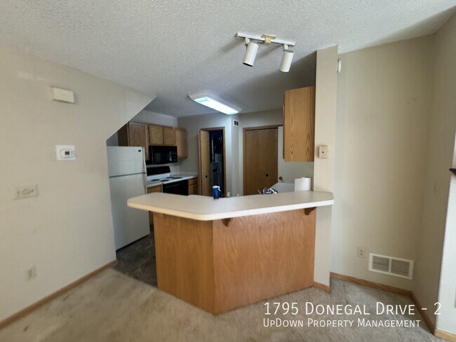 Building Photo - 1795 Donegal Dr