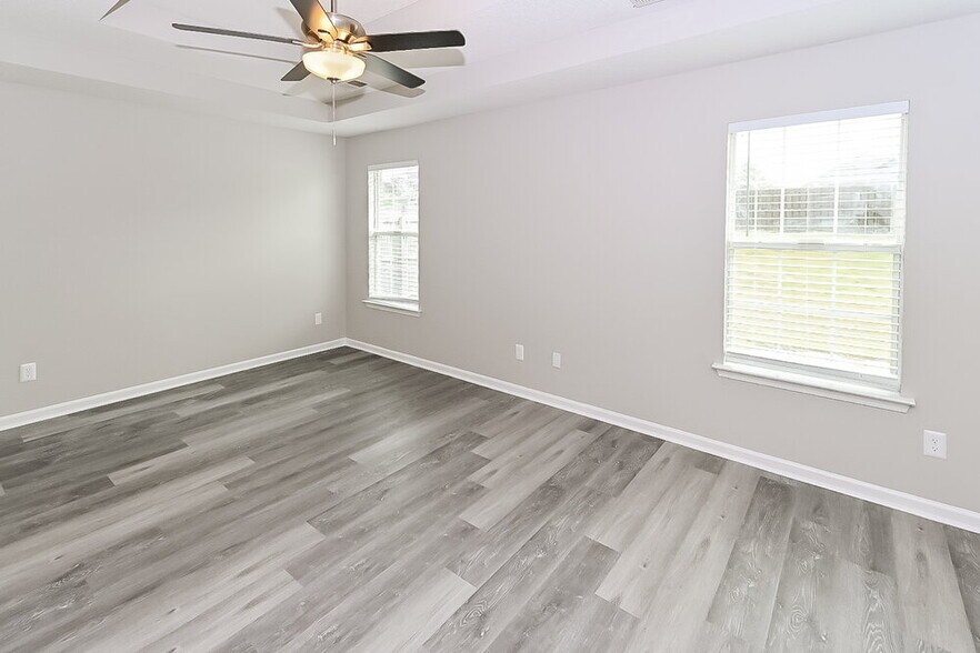 Building Photo - 5894 Keebler Dr