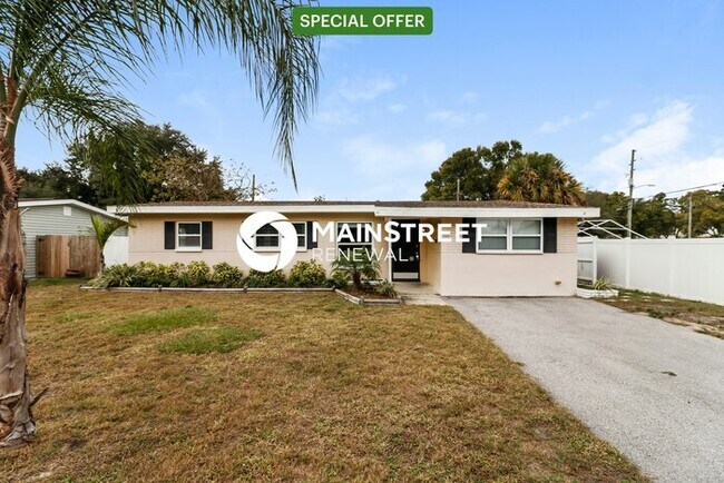 Primary Photo - 4 Bedroom Pet-Friendly Home in Palm Harbor...