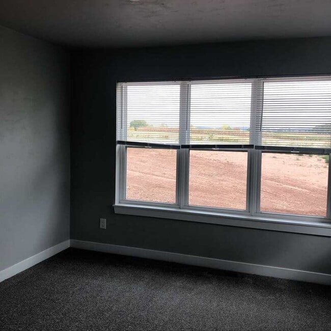 Building Photo - 449/451 Longwood Lane - 451