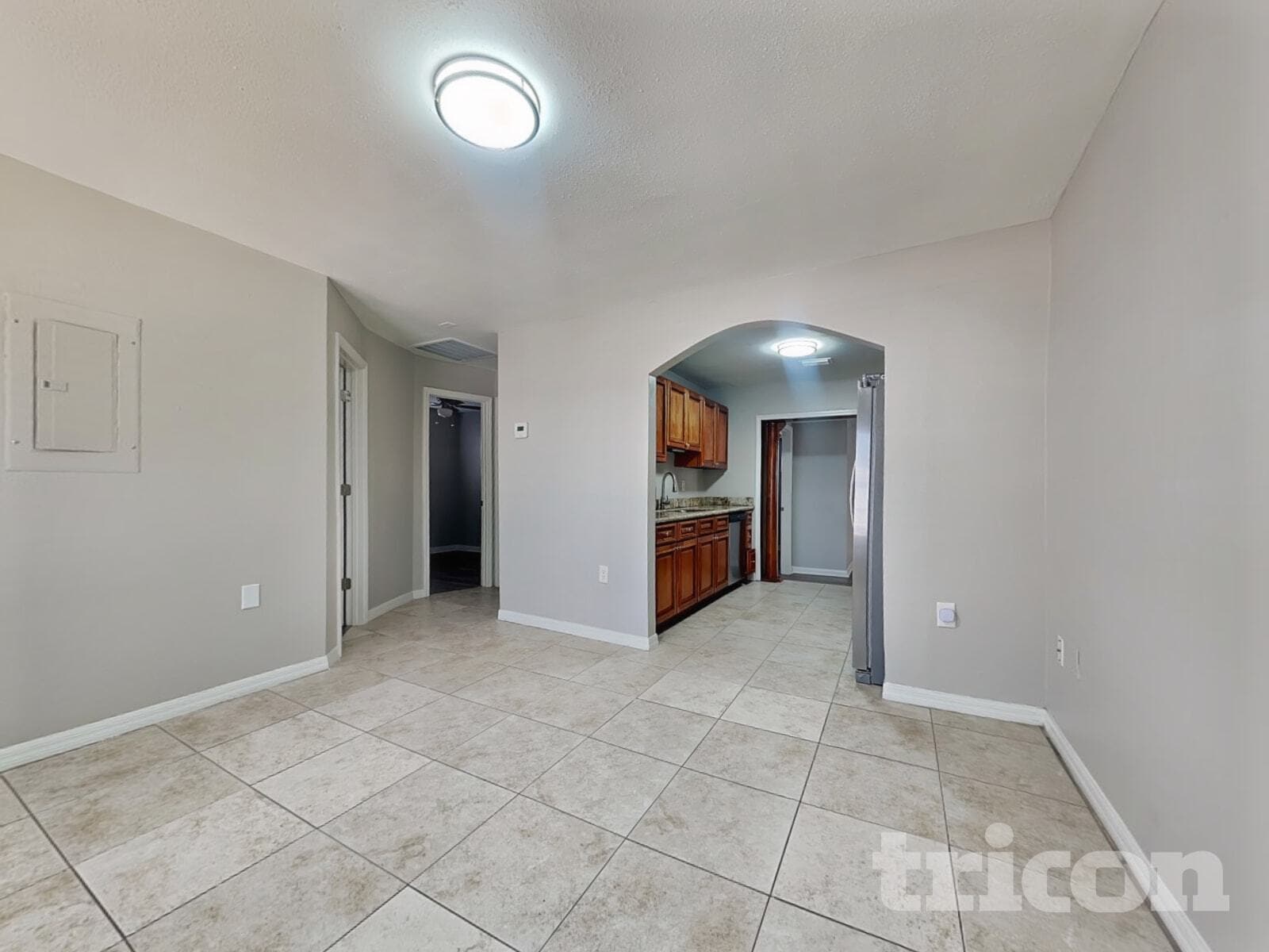 Building Photo - 14931 Pine Crest Rd