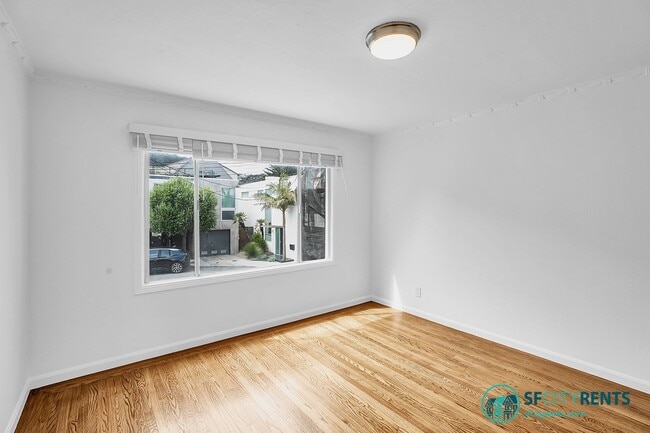 Building Photo - Noe Valley: Single Family Home w/ Views, D...
