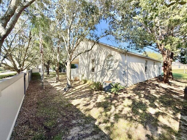 Building Photo - 5431 Ayrshire Dr