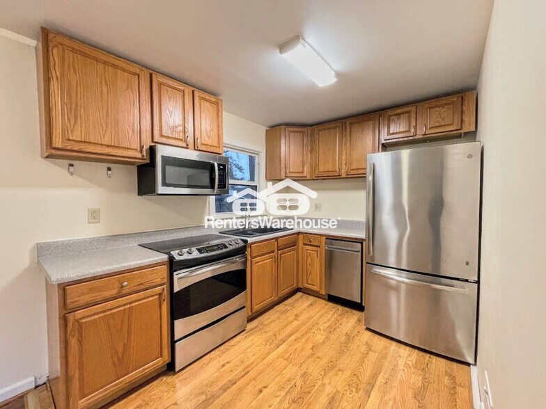 Building Photo - 528 Plantation Dr