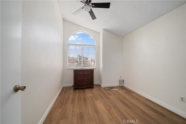 Building Photo - 19422 Totem Ct