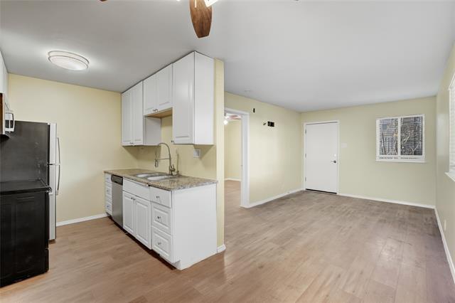 Building Photo - 3310 Douglas Ave