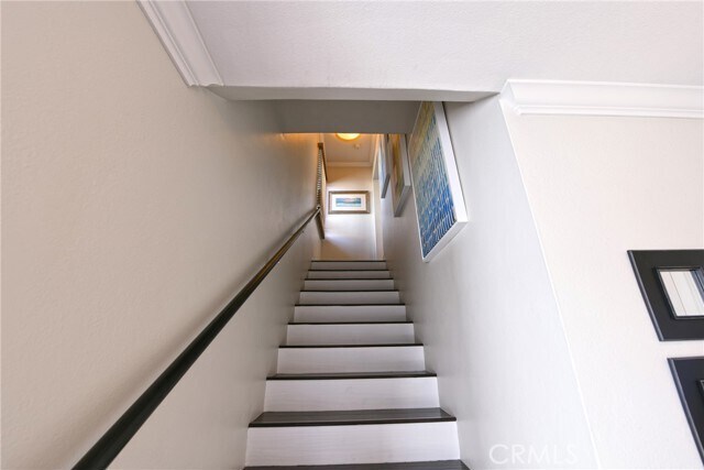 Building Photo - 1319 W Bay Ave