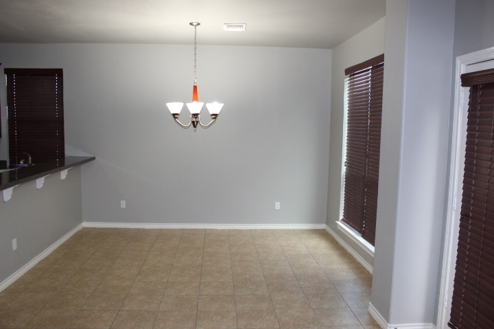 Building Photo - 505 SW 121st Pl