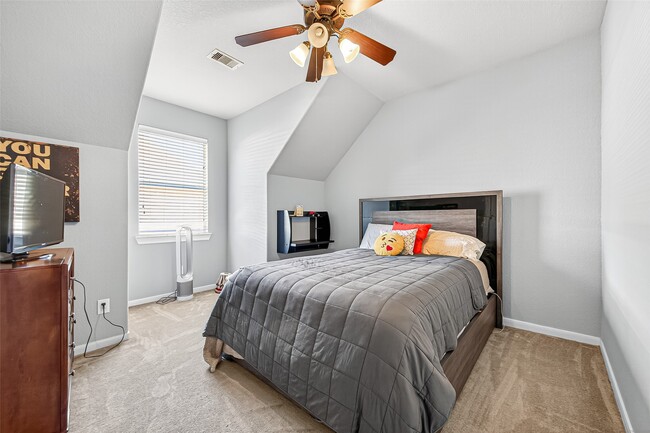 Building Photo - 1206 Coleridge St