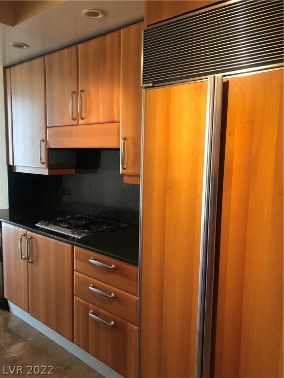 Building Photo - 2747 Paradise Rd