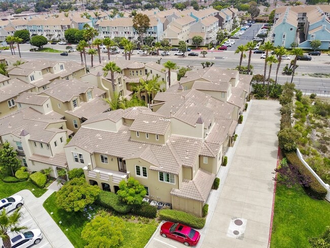 Building Photo - 7973 Osuna Cir