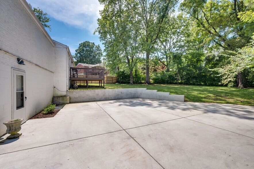 Building Photo - 5011 Lewisdale Ct