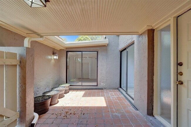 Building Photo - 103 Heatherbrook Way