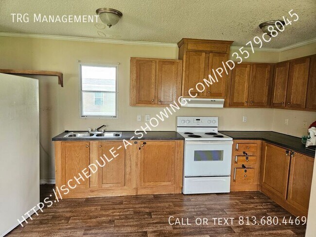 Primary Photo - 221 Riggs Rd