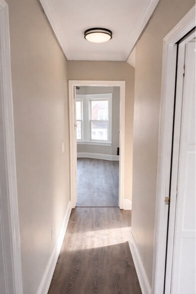 Building Photo - 3876 W 17th St