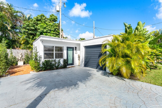 Building Photo - 3511 Washington Rd