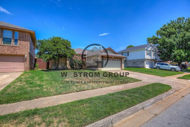 Building Photo - 8533 Brushy Creek Trail