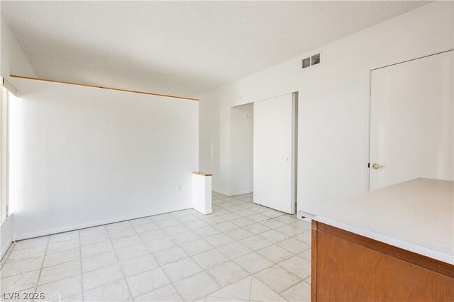 Building Photo - 3969 Manford Cir