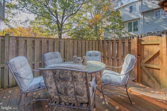 Building Photo - 2858 New Providence Ct