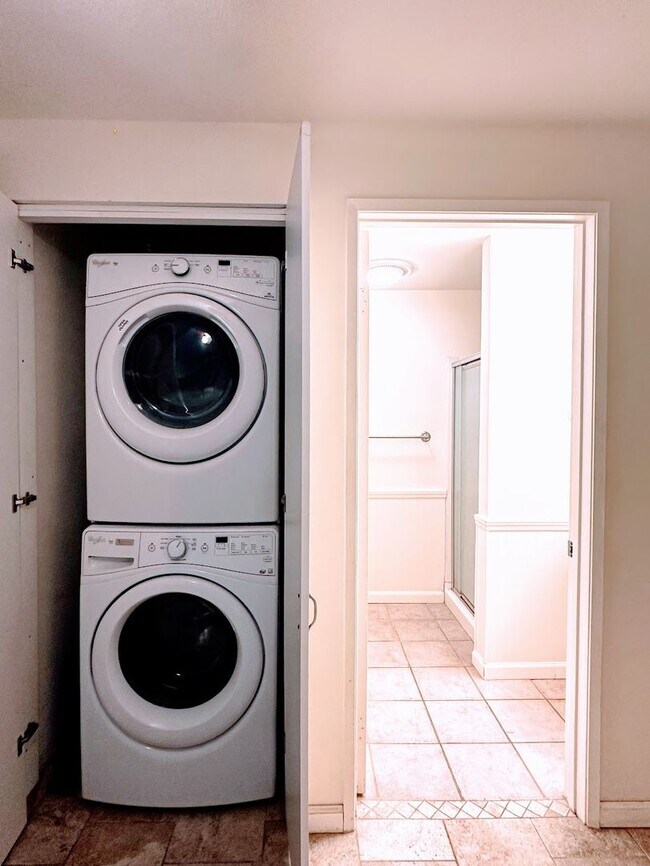 Building Photo - Kihei Shores Condo Available on 8/1/26