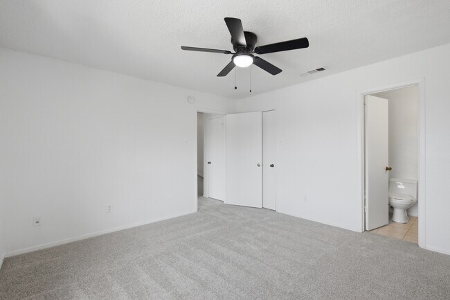 Building Photo - 14800 Enterprise Dr