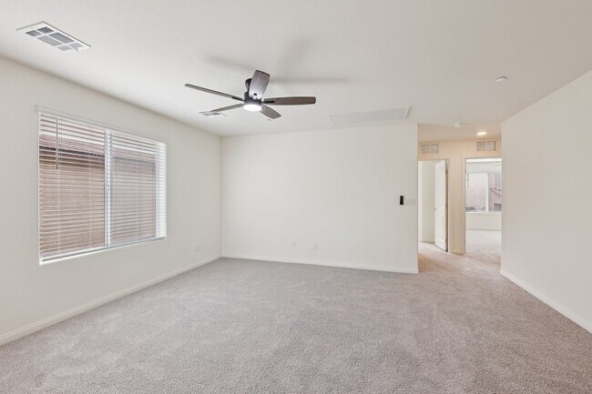 Building Photo - 10971 Meridian Flds Ave