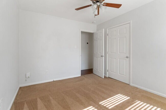 Building Photo - 1128 Grandy Ct