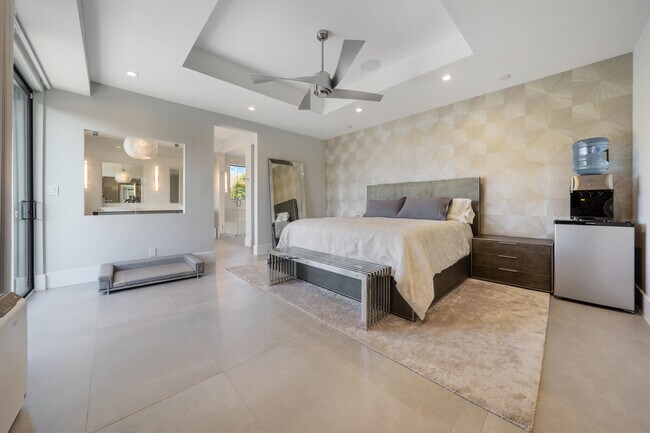 Building Photo - 106 NE 16th Terrace