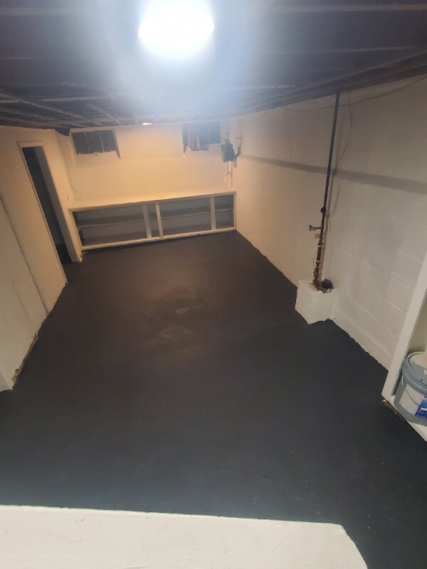 Building Photo - 16816 Glendale Ave