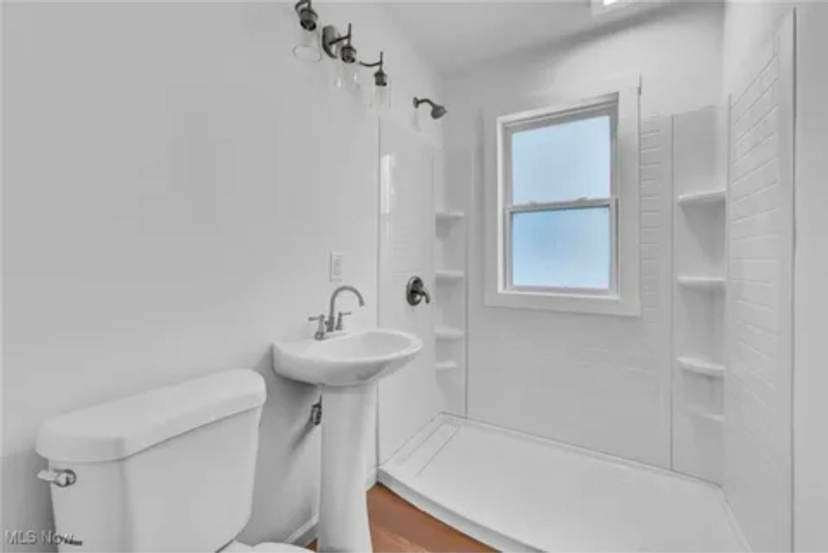 Building Photo - 1504 14th St SE