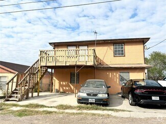 Building Photo - 8014 N Lopez St