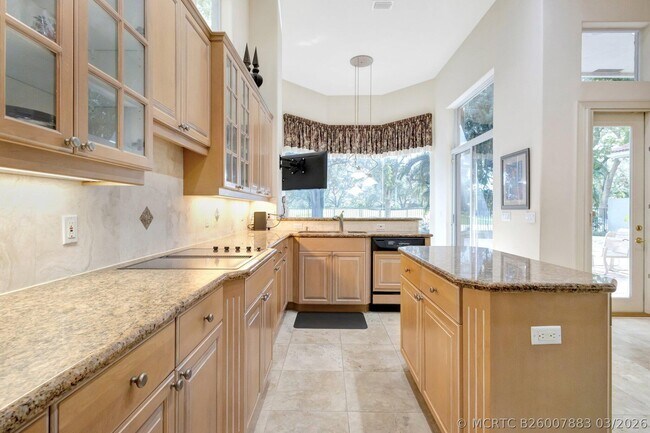 Building Photo - 6802 Casa Grande Way